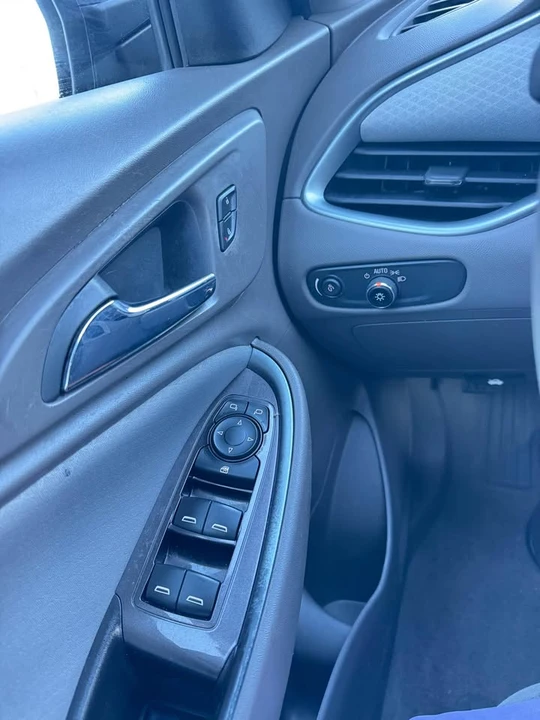 2016 Chevrolet Malibu - Image 8 of 8