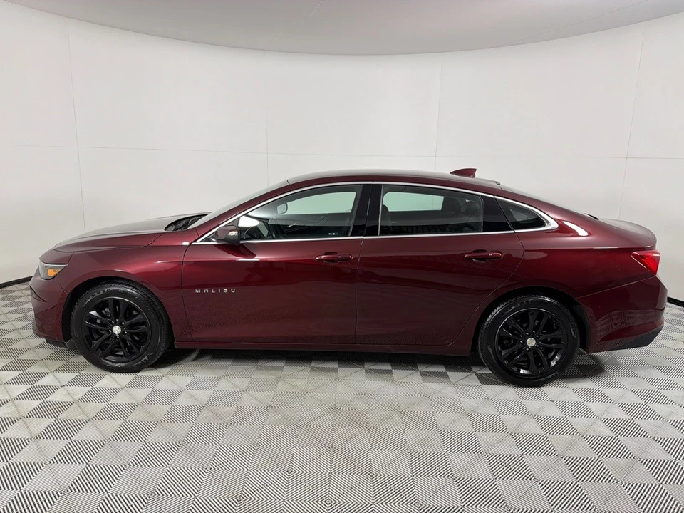 2016 Chevrolet Malibu - Image 8 of 12