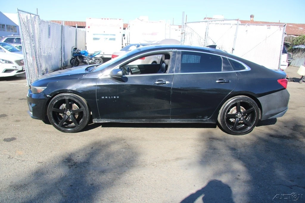 2016 Chevrolet Malibu - Image 3 of 21