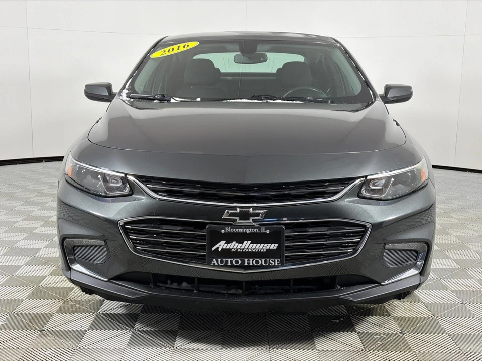 2016 Chevrolet Malibu - Image 11 of 12