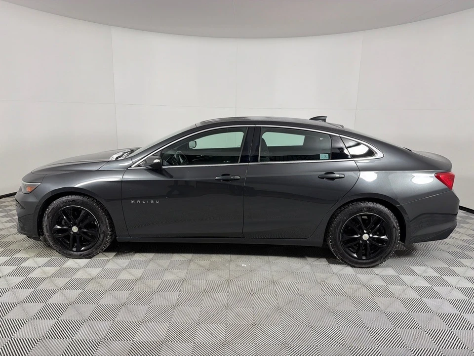 2016 Chevrolet Malibu - Image 8 of 12
