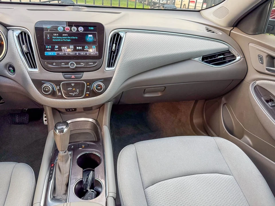 2016 Chevrolet Malibu - Image 12 of 12