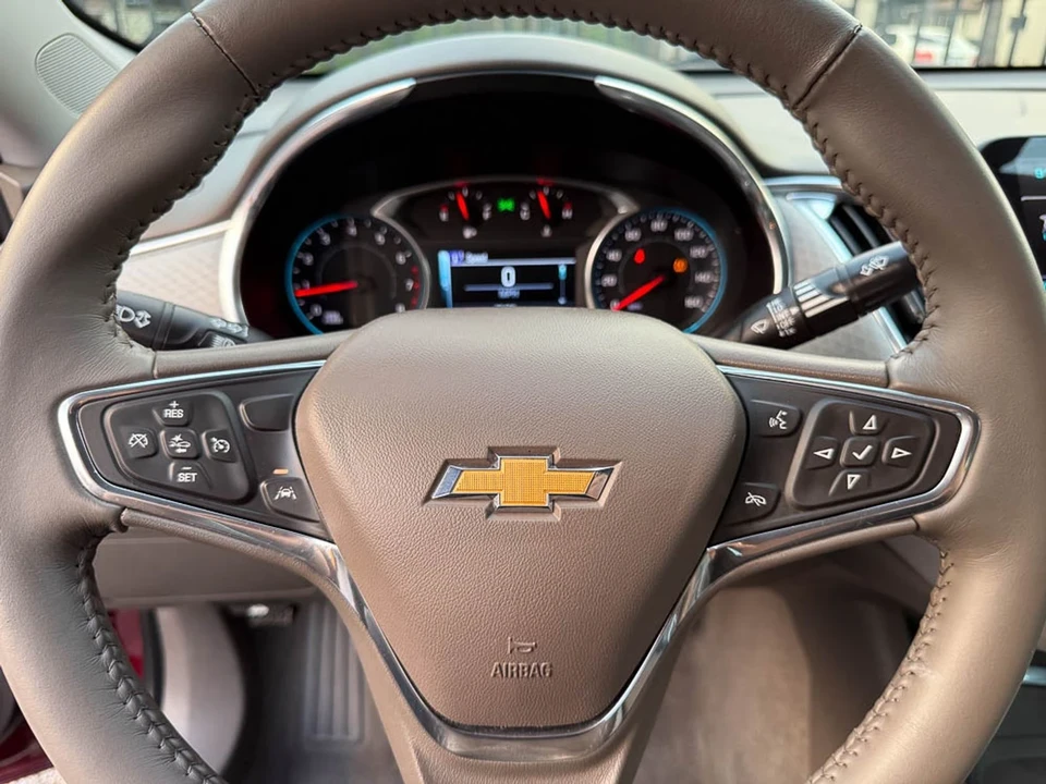 2016 Chevrolet Malibu - Image 10 of 12