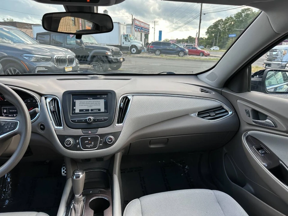 2016 Chevrolet Malibu - Image 19 of 21