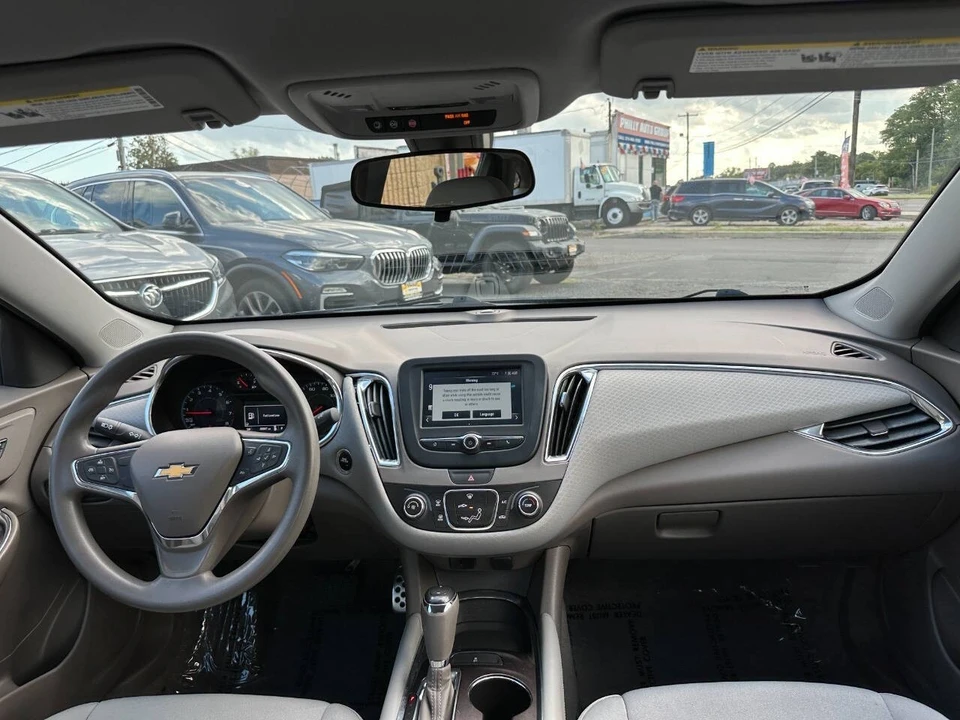 2016 Chevrolet Malibu - Image 17 of 21