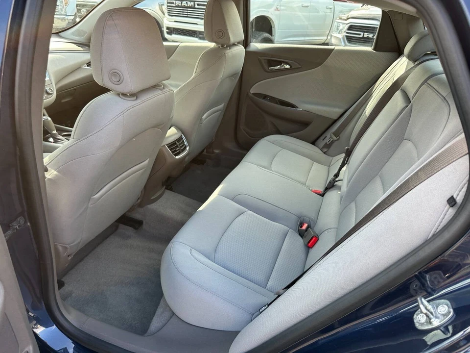 2016 Chevrolet Malibu - Image 11 of 21