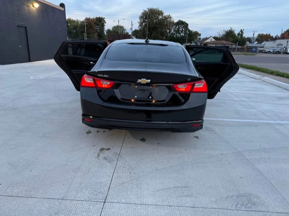 2016 Chevrolet Malibu - Image 4 of 9