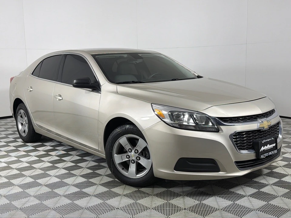 2016 Chevrolet Malibu - Image 2 of 21