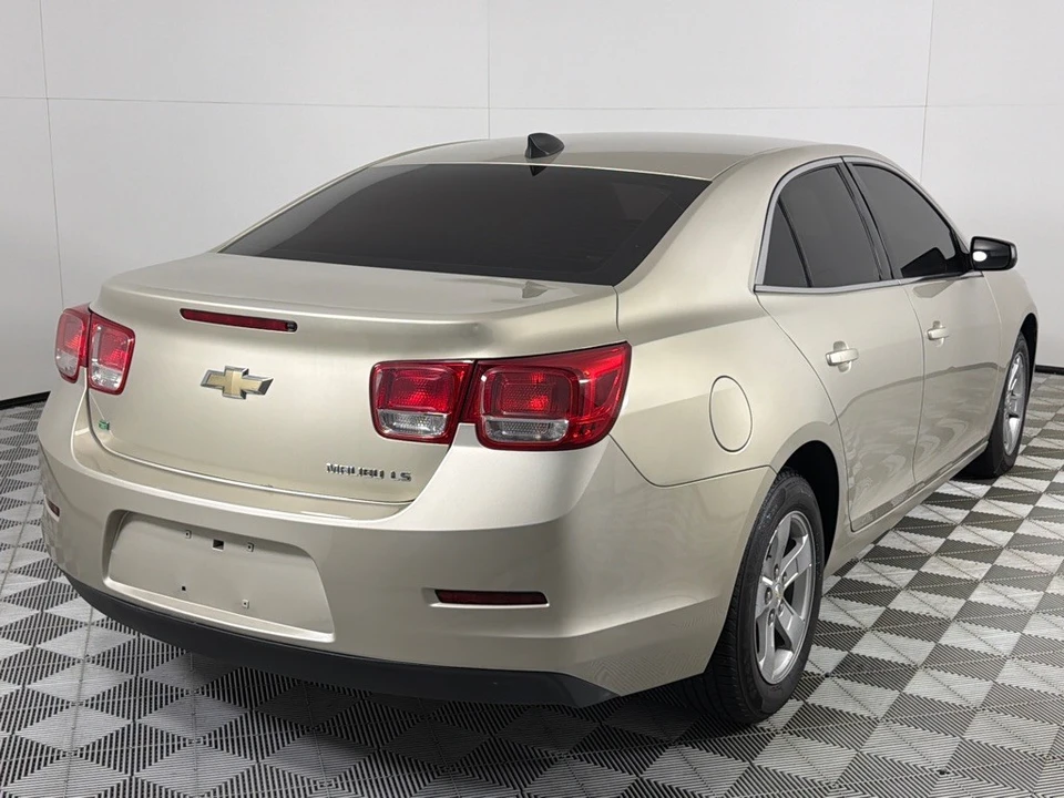2016 Chevrolet Malibu - Image 5 of 21