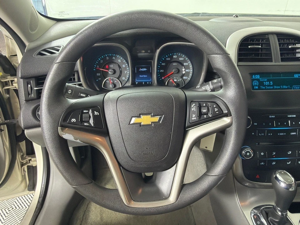 2016 Chevrolet Malibu - Image 13 of 21