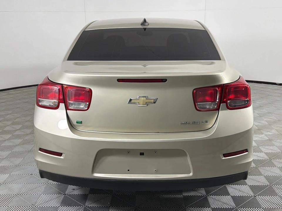2016 Chevrolet Malibu - Image 6 of 21