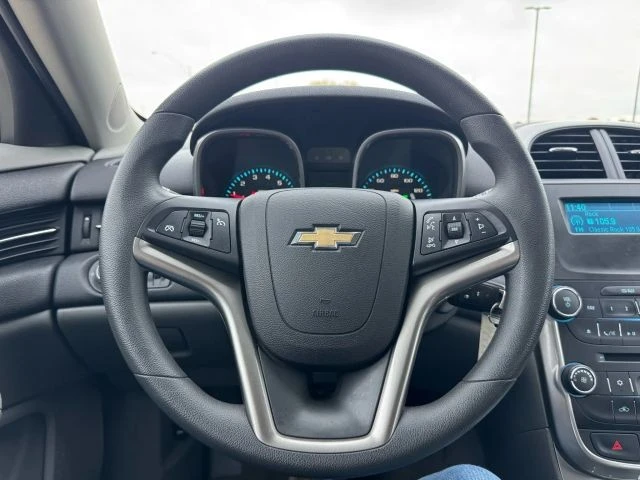 2016 Chevrolet Malibu - Image 8 of 21