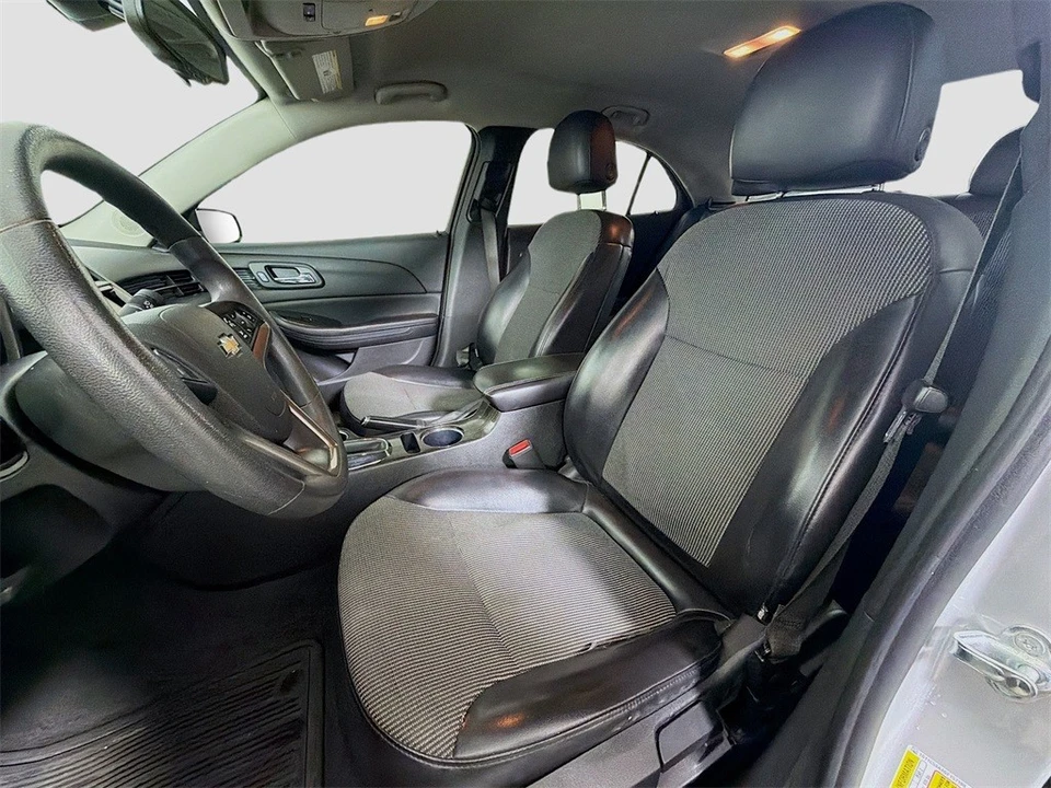 2016 Chevrolet Malibu - Image 12 of 12