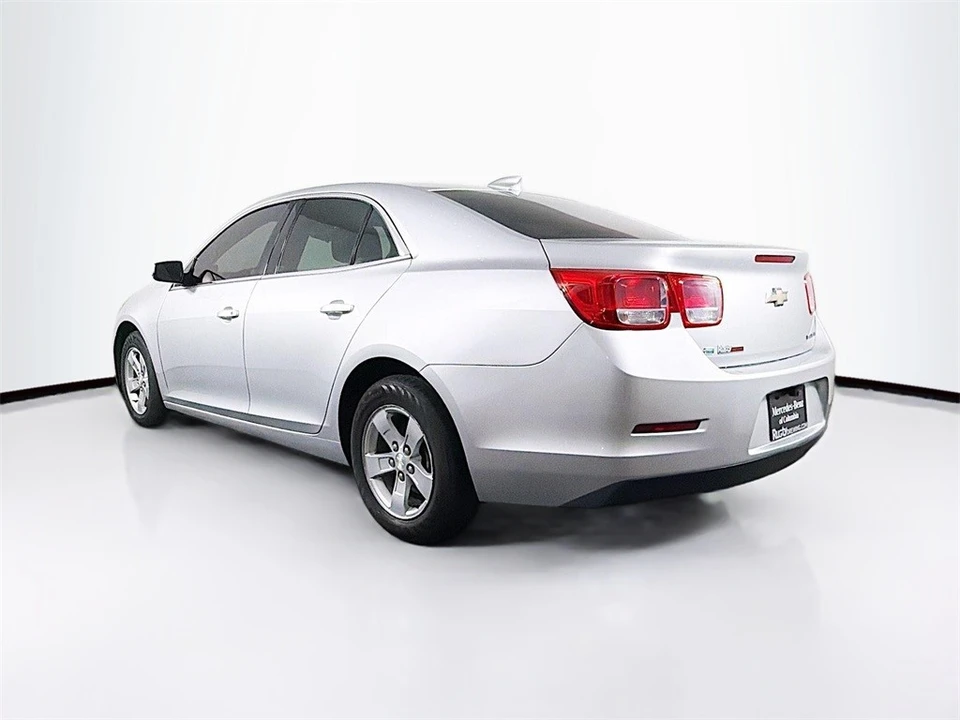 2016 Chevrolet Malibu - Image 5 of 12