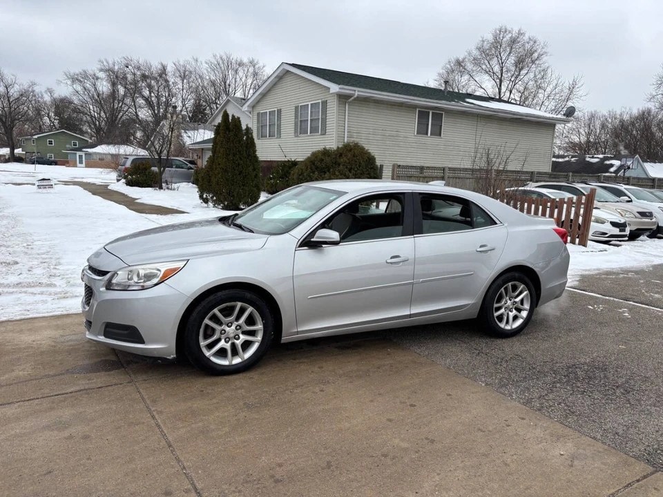 2016 Chevrolet Malibu - Image 4 of 20