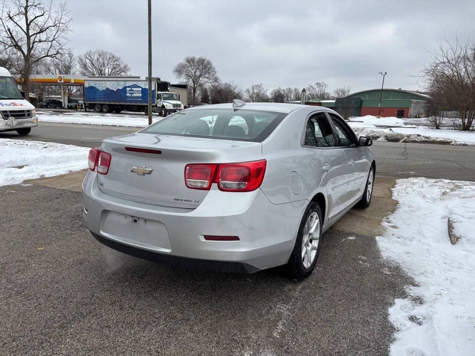 2016 Chevrolet Malibu - Image 14 of 20