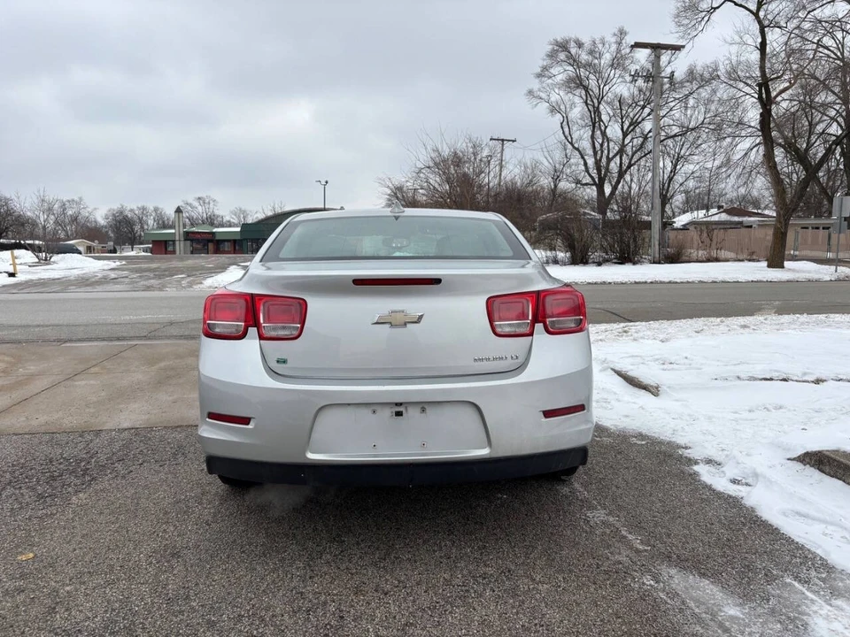 2016 Chevrolet Malibu - Image 15 of 20