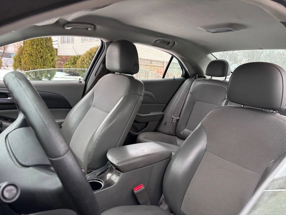 2016 Chevrolet Malibu - Image 9 of 20