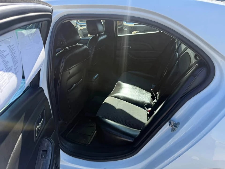 2016 Chevrolet Malibu - Image 8 of 9