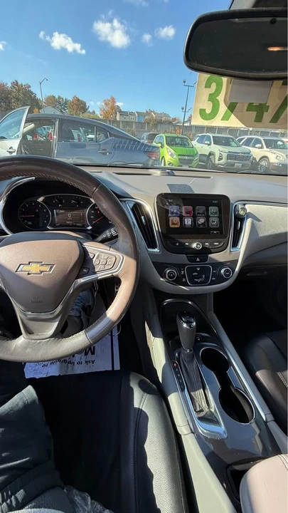 2016 Chevrolet Malibu - Image 8 of 11