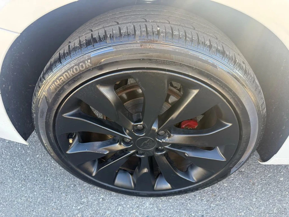 2016 Chevrolet Malibu - Image 11 of 12