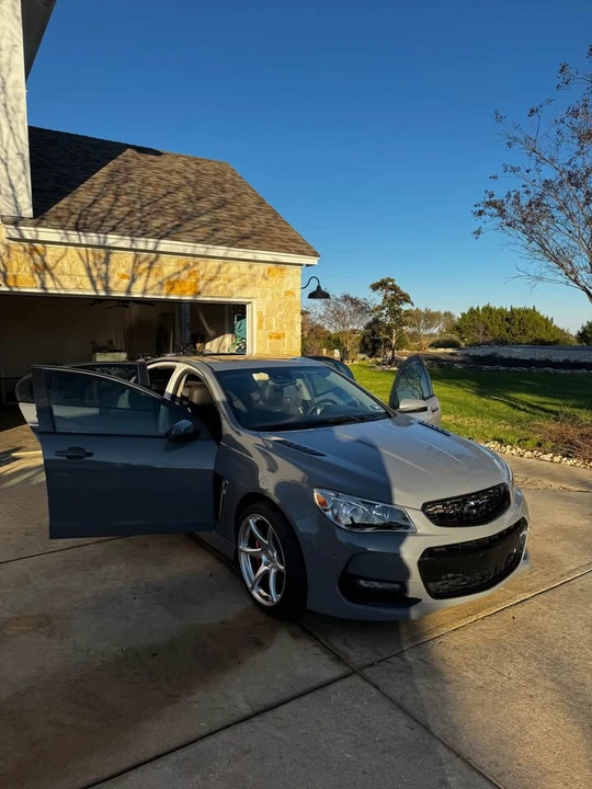 2016 Chevrolet SS - Image 2 of 11
