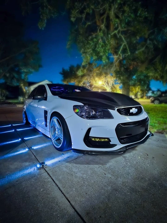 2016 Chevrolet SS - Image 2 of 10