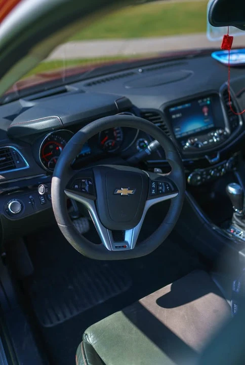 2016 Chevrolet SS - Image 2 of 7