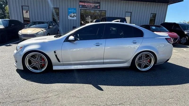 2016 Chevrolet SS - Image 2 of 19