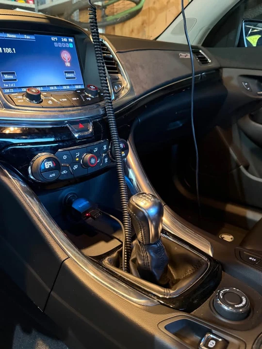 2016 Chevrolet SS - Image 2 of 11