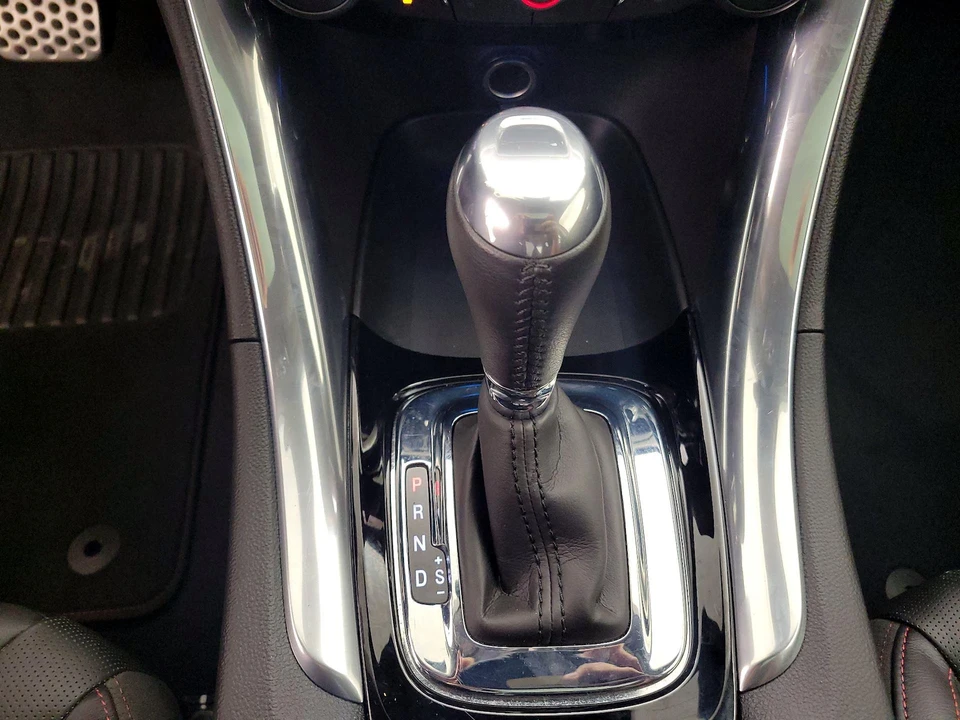 2016 Chevrolet SS - Image 19 of 27