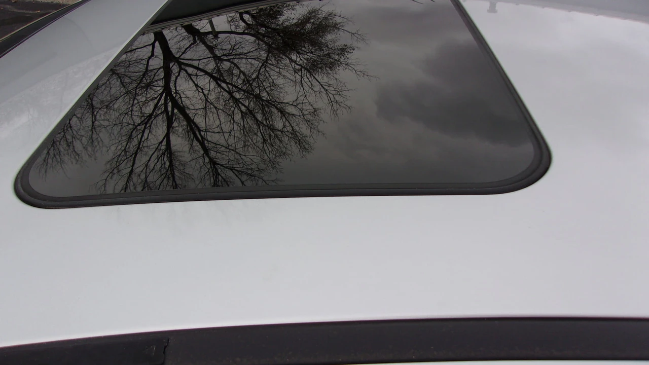 2016 Chevrolet SS - Image 8 of 14