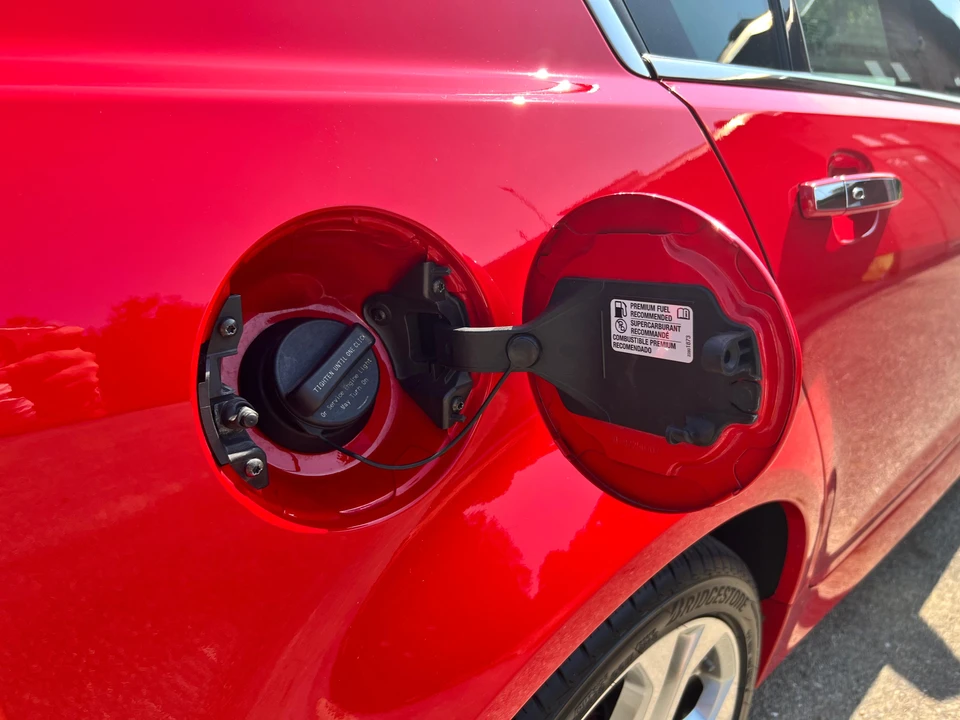 2016 Chevrolet SS - Image 24 of 31