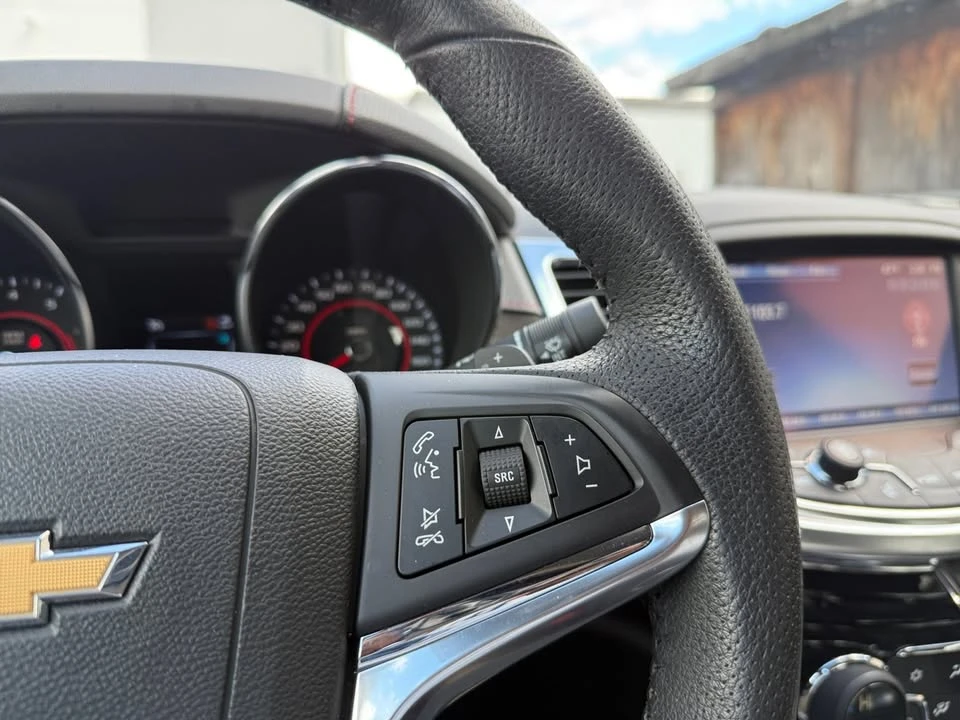 2016 Chevrolet SS - Image 14 of 17