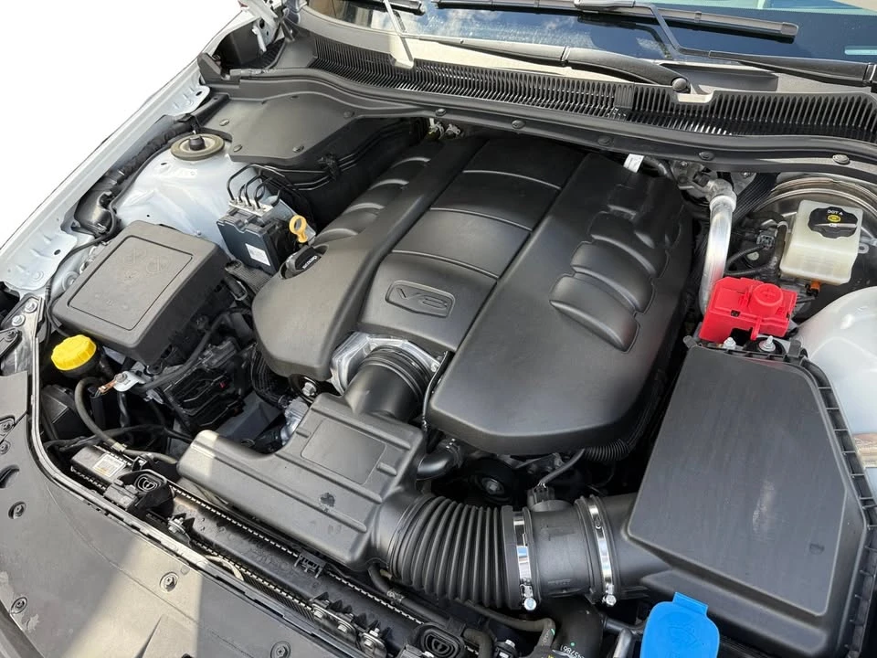 2016 Chevrolet SS - Image 10 of 17