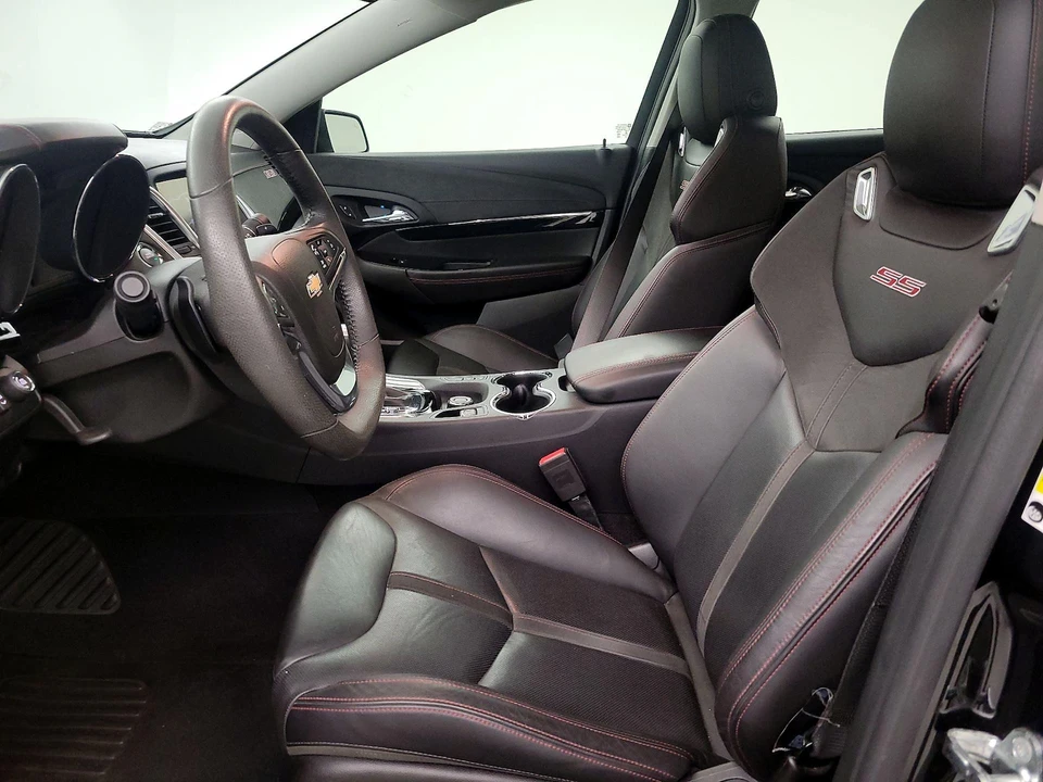 2016 Chevrolet SS - Image 11 of 25