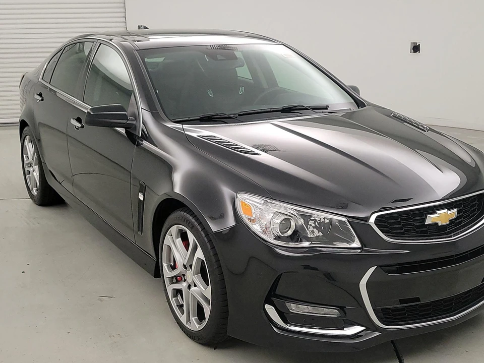 2016 Chevrolet SS - Image 2 of 25