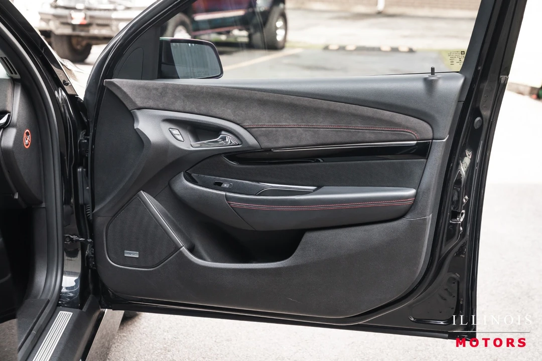 2016 Chevrolet SS - Image 26 of 31