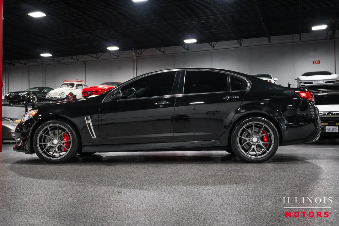 2016 Chevrolet SS - Image 2 of 31