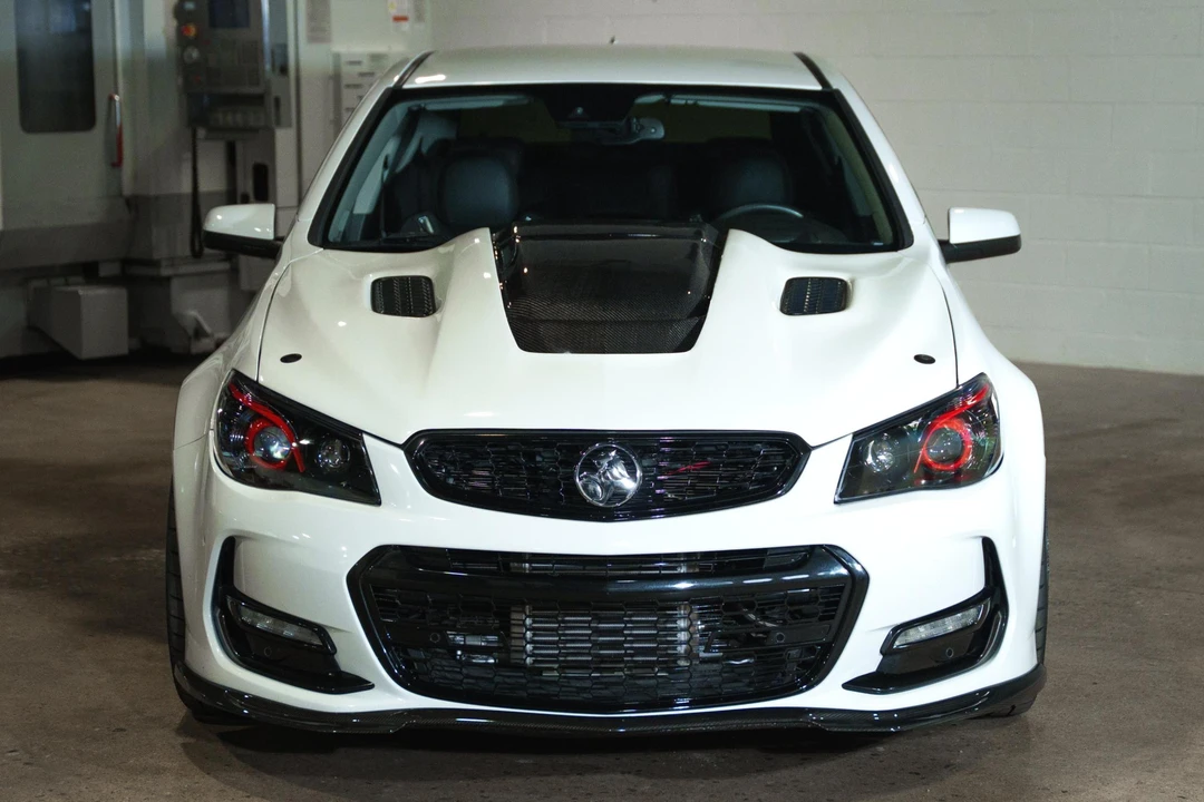 2016 Chevrolet SS - Image 2 of 31