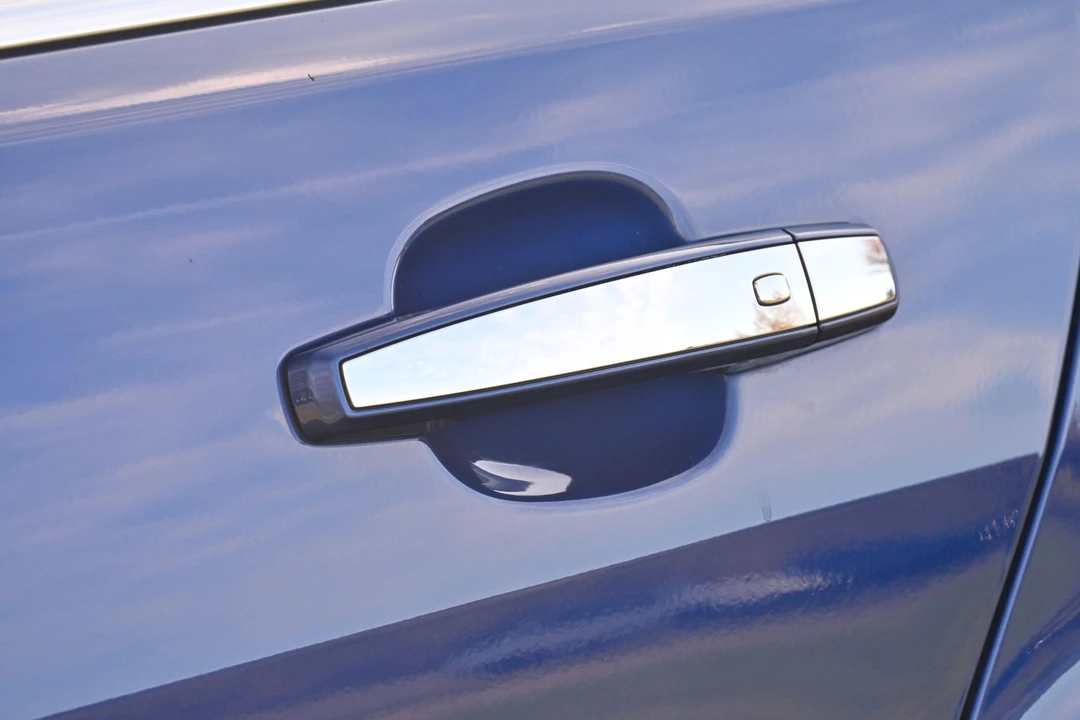 2016 Chevrolet SS - Image 26 of 31