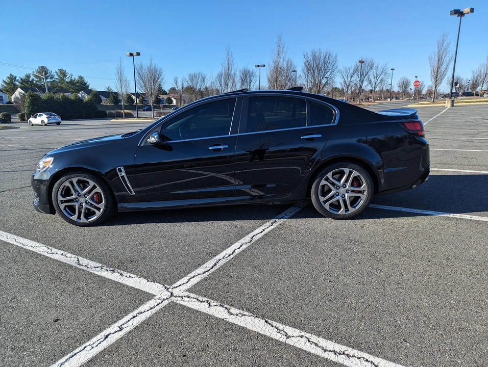 2016 Chevrolet SS - Image 10 of 31