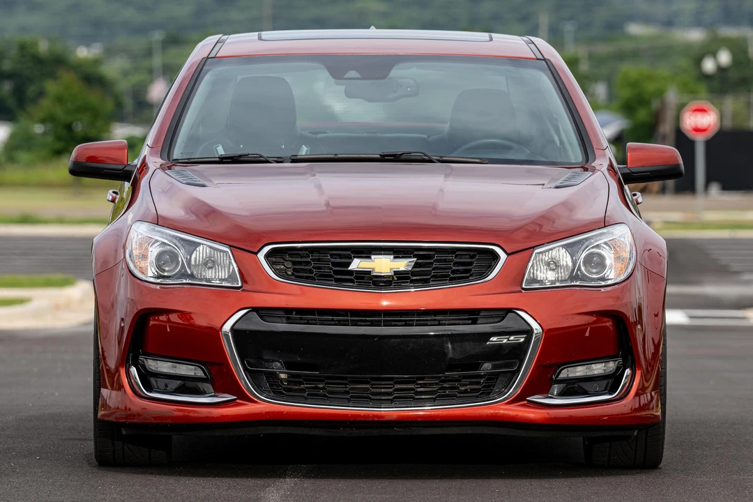 2016 Chevrolet SS - Image 2 of 6