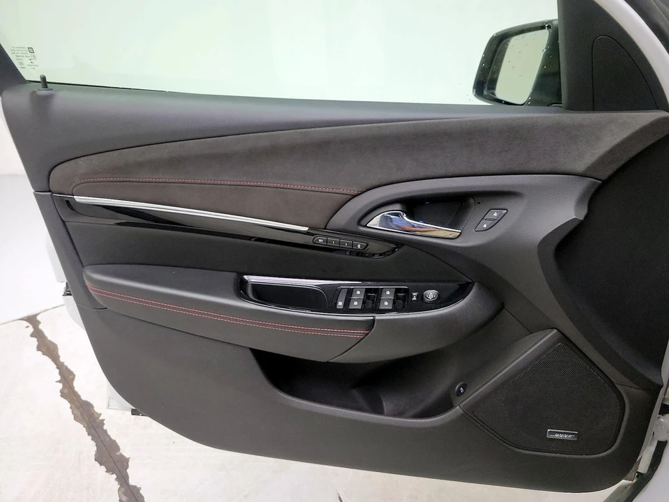 2016 Chevrolet SS - Image 13 of 28