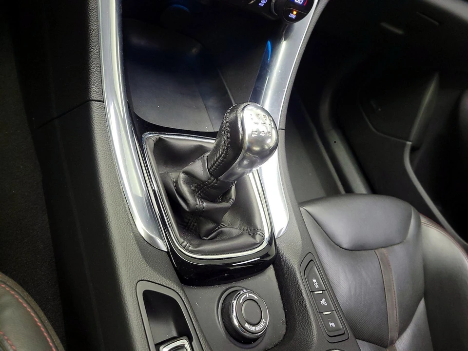 2016 Chevrolet SS - Image 19 of 28
