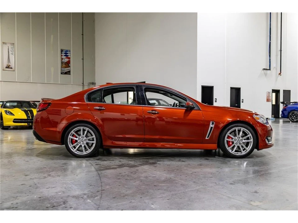2016 Chevrolet SS - Image 8 of 31