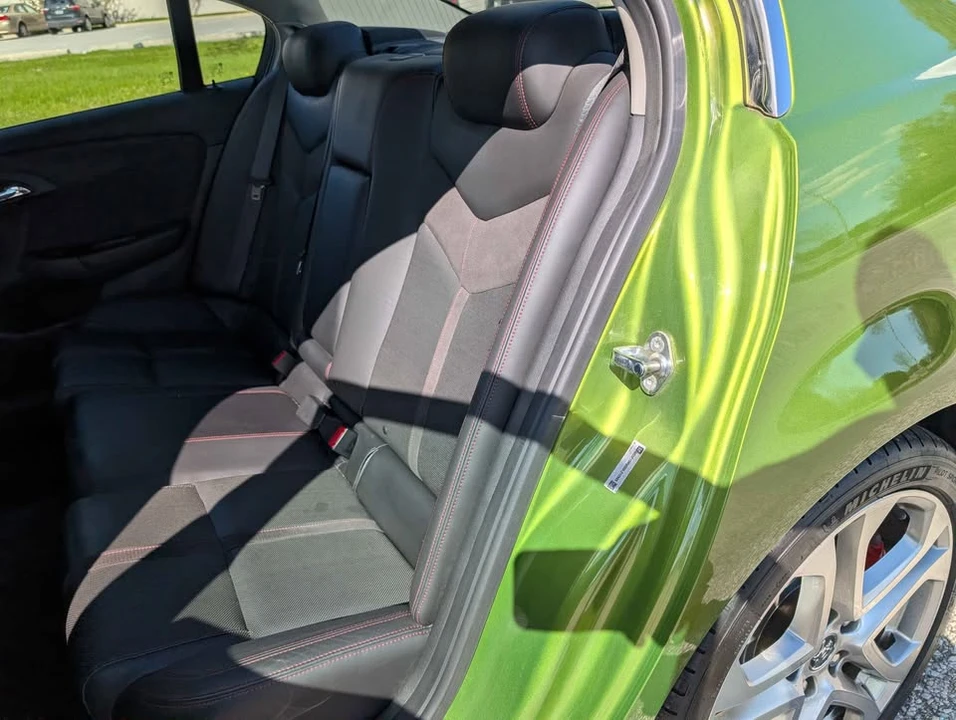 2016 Chevrolet SS - Image 14 of 15