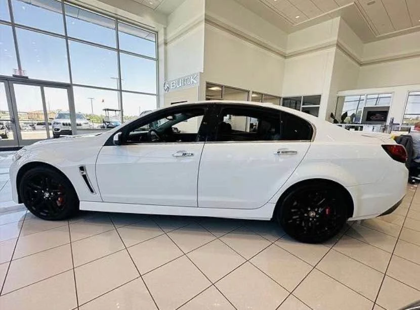 2016 Chevrolet SS - Image 9 of 20