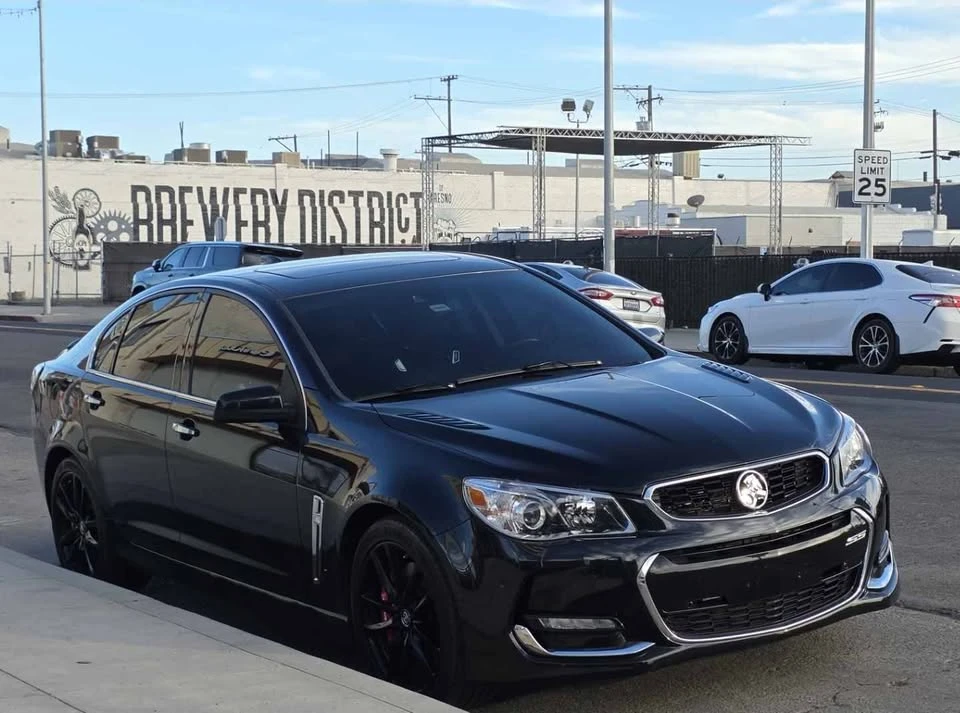 2016 Chevrolet SS - Image 2 of 8
