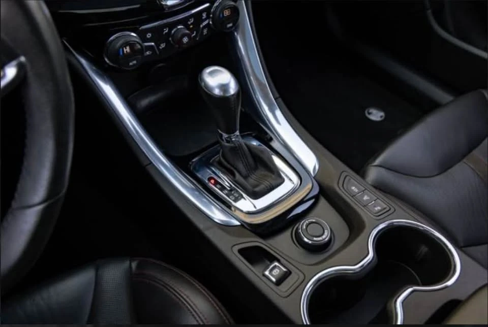 2016 Chevrolet SS - Image 8 of 15